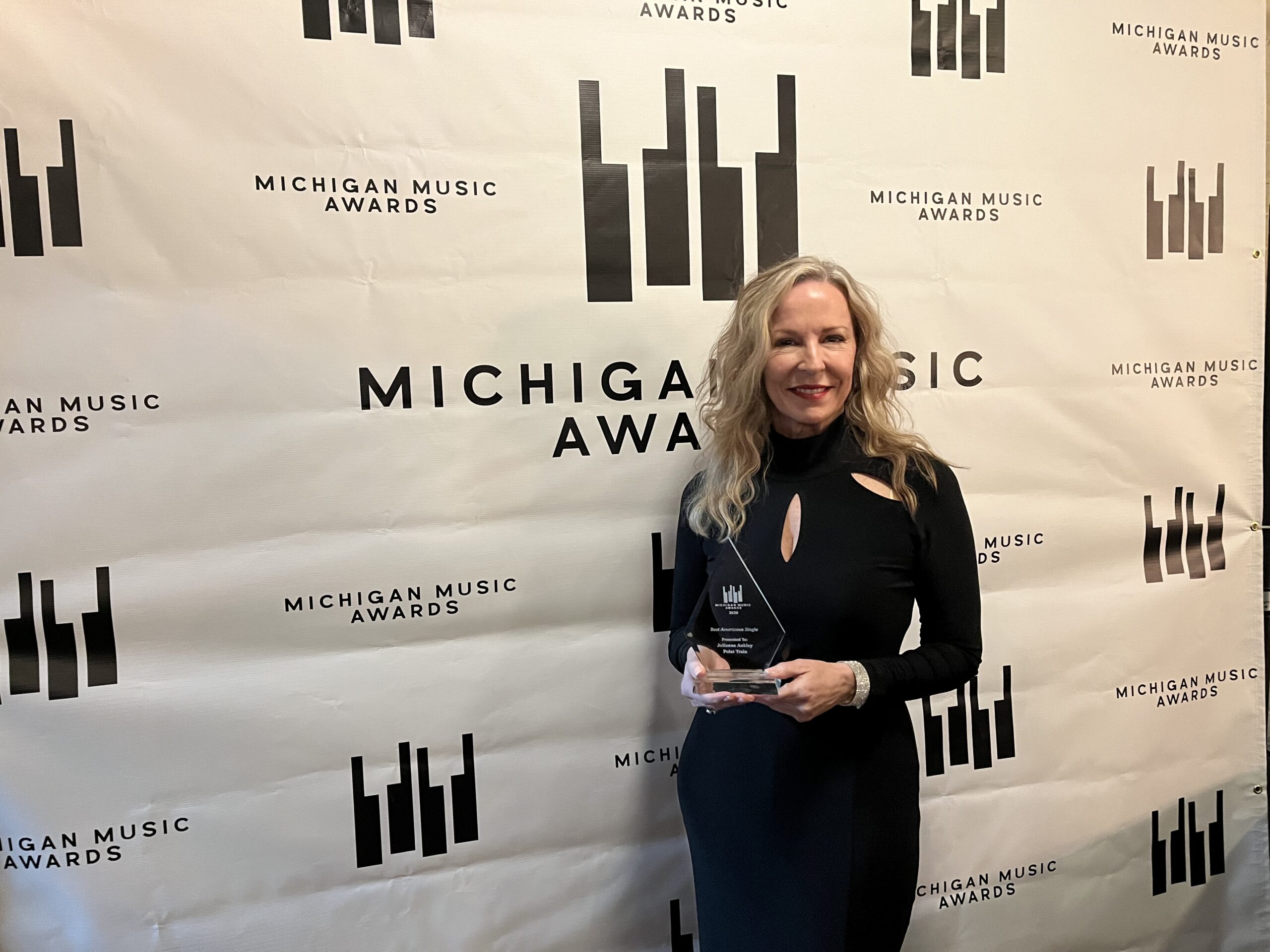 Julianne Ankley Wins Americana Song of the Year at The Michigan Music Awards!